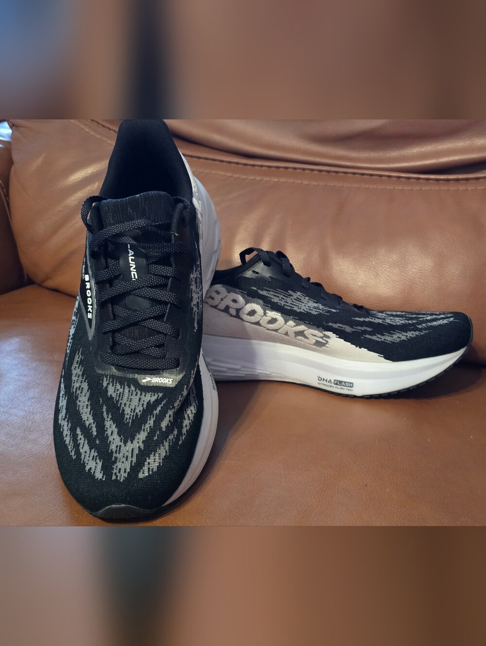 Brooks Launch Running Shoes womens 10